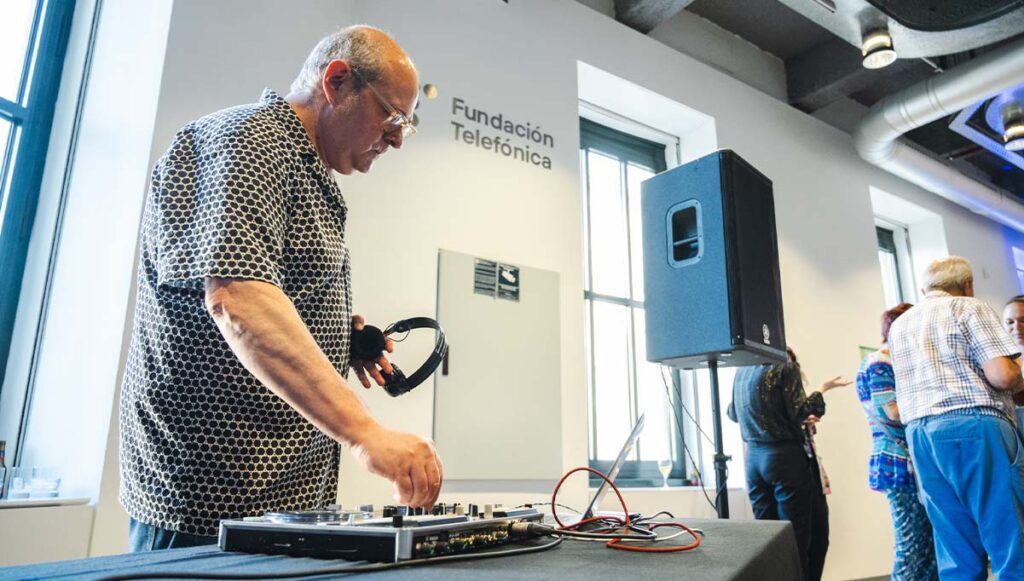DJ Bombín